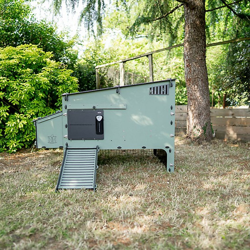 Hoover's Hatchery Lean-To Easy Clean Chicken Coop